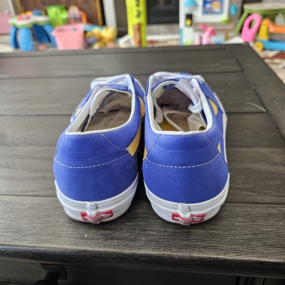 Vans Lace Up Sneakers - Picture 5 of 7